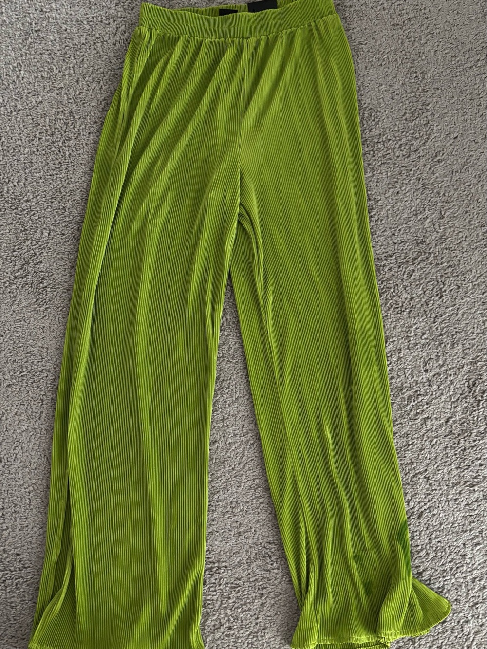 Versona Lime Green Pleated Wide-Leg Pants